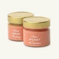 Honey with strawberries